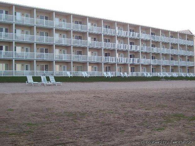 Mackinaw Beach And Bay Inn & Suites Mackinaw City Extérieur photo